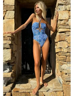 Bañador con estampado y aberturas