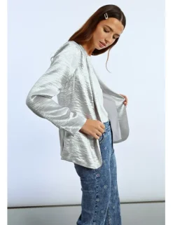 Blazer con cuello solapa en color metalizado