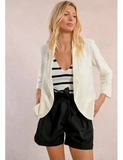 Blazer de manga 3/4 cuello y solapa