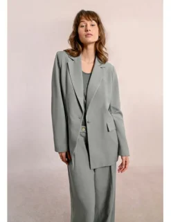 Blazer de manga larga con cuello y solapa