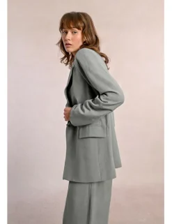 Blazer de manga larga con cuello y solapa