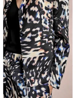 Blazer de manga larga cuello solapa y estampado