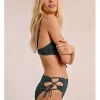 Braguita de bikini con lazada y aberturas