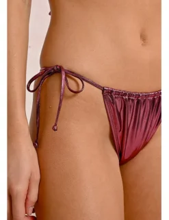 Braguita de bikini con lazada en tejido brillante