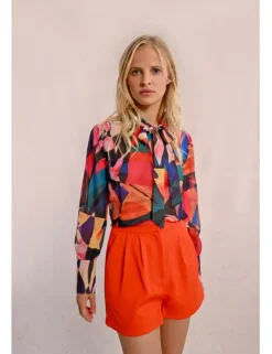 Camisa de manga larga con lazada y estampado