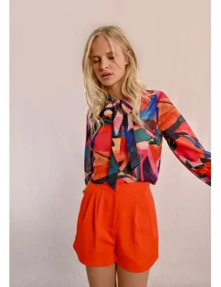 Camisa de manga larga con lazada y estampado