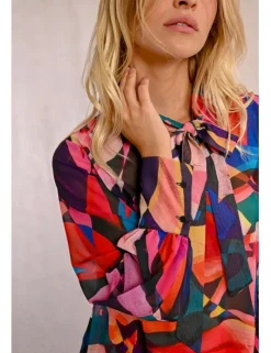 Camisa de manga larga con lazada y estampado