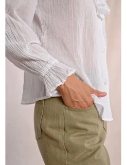 Camisa de manga larga con volantes