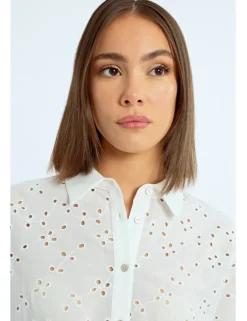 Camisa de manga larga detalle flores