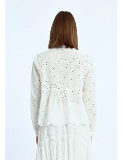 Camisa de manga larga detalle flores