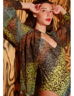 Camisa de manga larga estampado animal