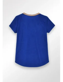 Camiseta de manga corta con detalle en el escote