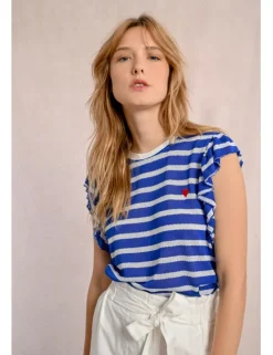 Camiseta de manga corta detalle corazón