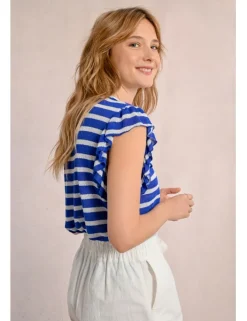 Camiseta de manga corta detalle corazón