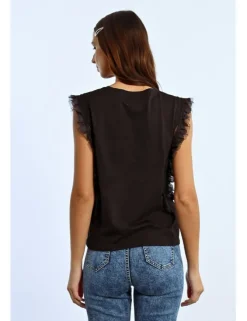 Camiseta de manga corta detalle volantes