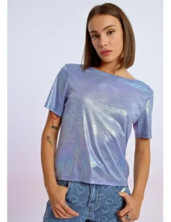 Camiseta en tejido brillante y espalda descubierta