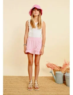 Falda corta con estampado y volantes