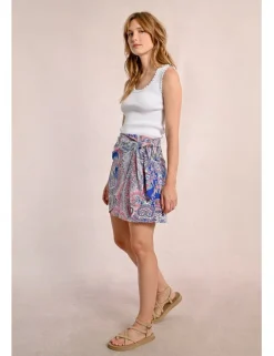 Falda corta con estampado y lazada
