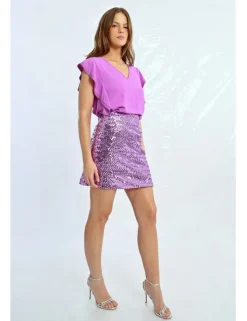 Falda corta con lentejuelas
