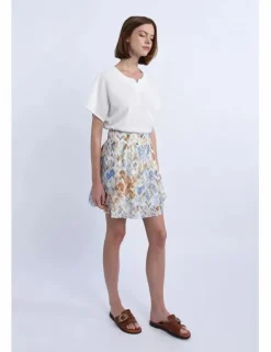 Falda corta con volantes y estampado