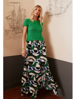 Falda larga con pliegues y estampado