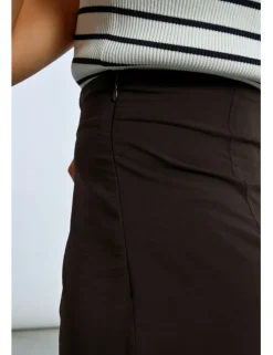 Falda midi con lazada