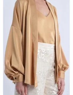 Kimono de manga abullonada en tejido satinado