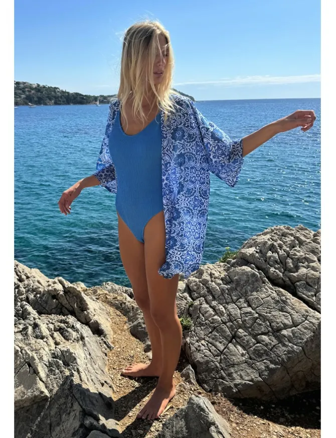 Kimono de manga corta con estampado