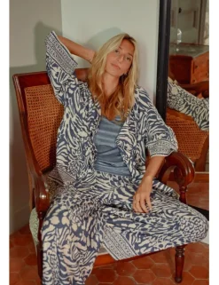 Kimono de manga larga con lazada y estampado