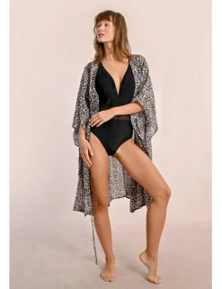 Kimono de manga mariposa con estampado