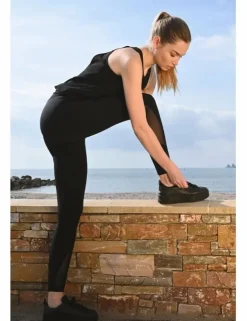 Legging en tejido suave, con transparencia
