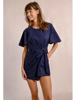 Mono corto con lazada