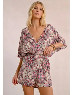 Mono corto con lazada y estampado