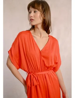 Mono largo de manga corta con lazada