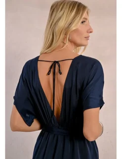 Mono largo de manga corta con lazada