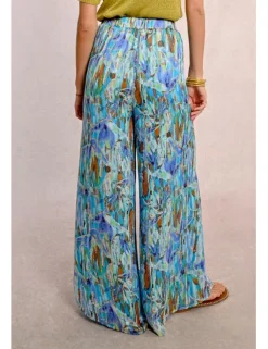 Pantalón largo amplio con estampado