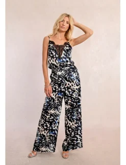 Pantalón largo con estampado y pliegues