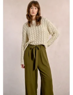 Pantalón largo con lazada y pliegues