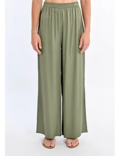 Pantalón largo detalle pliegues