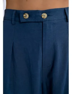 Pantalón largo detalle pliegues