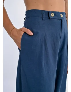 Pantalón largo detalle pliegues