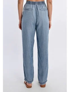 Pantalón largo efecto vaquero