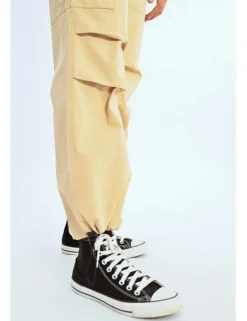 Pantalón largo estilo militar