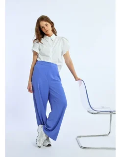 Pantalón largo perneras anchas