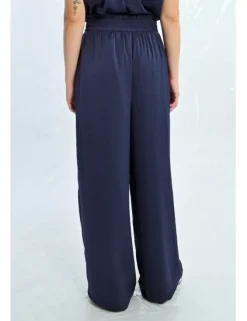 Pantalón largo perneras anchas