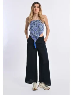 Pantalón largo perneras anchas