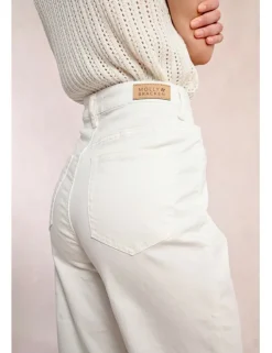 Pantalón largo perneras rectas