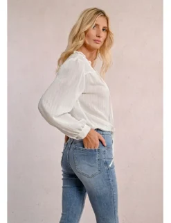 Pantalón vaquero acampanado