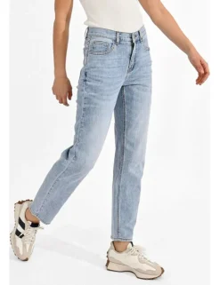 Pantalón vaquero estilo ¨mom¨