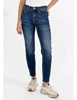 Pantalón vaquero estilo ¨mom¨